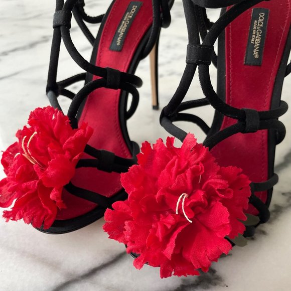Dolce & Gabbana Satin Strappy Sandals with Flower - Picture 3 of 15